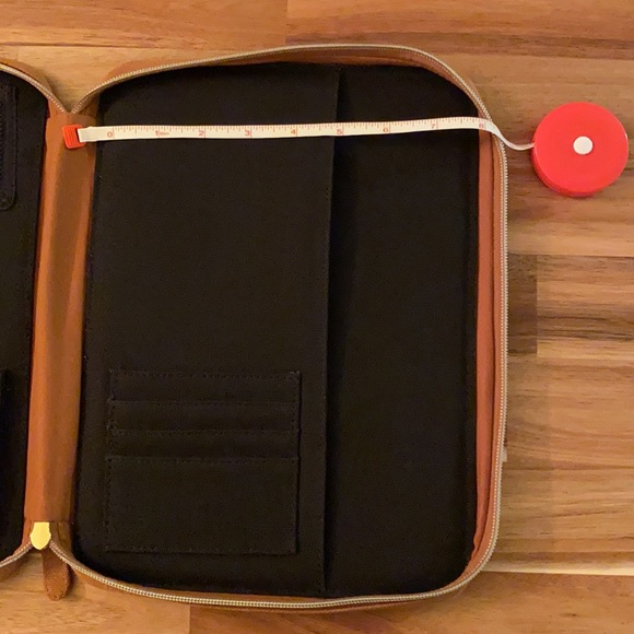 📦 Heyday Tablet Sleeve Brown - Picture 9 of 13